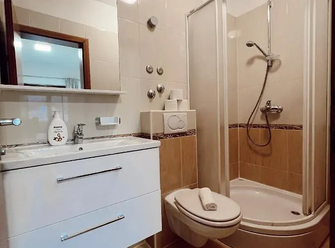 Pensionat Buljanovic Pag Town