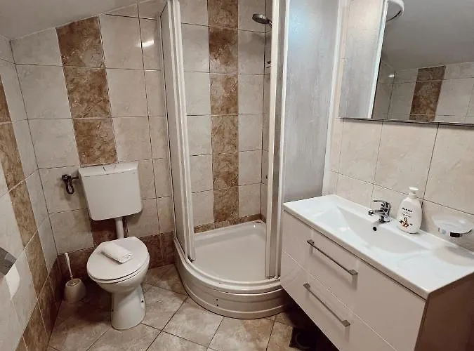 Buljanovic Pensionat Pag Town