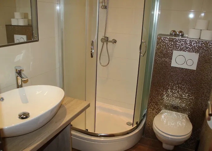 Buljanovic Pensionat Pag Town