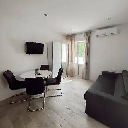 Buljanovic Guest house 3*