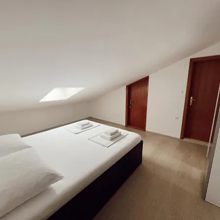 Buljanovic Guest house 3*