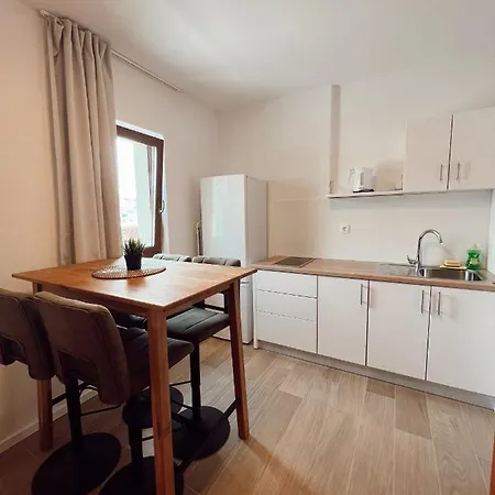 Guest house Buljanovic Pag Town